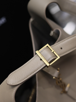 Saint Laurent Small Le 5 A 7 23 cm