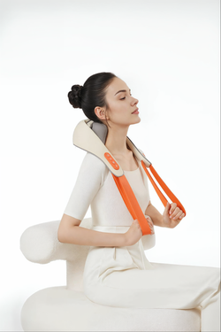 Массажер для шеи, плеч, поясницы и ног KeepFit Neck06