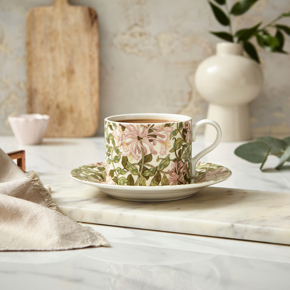 Spode Чашка с блюдцем от Morris & Co. Чайная чашка с жимолостью 280 мл