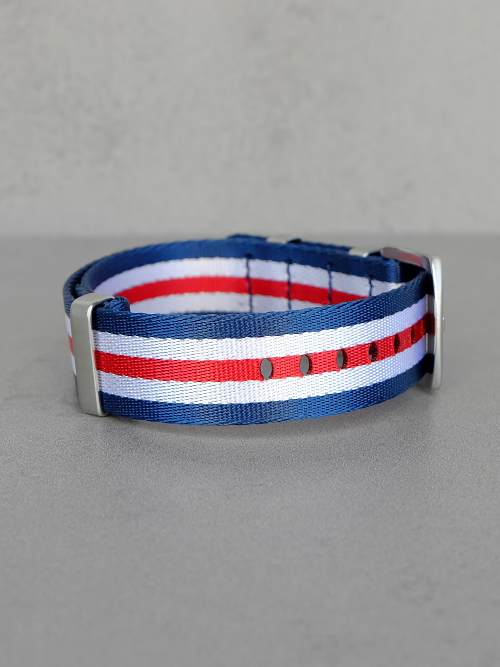 Nato Strap Premium - нейлоновый ремешок для часов