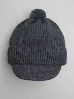 Шапка для мальчика с козырьком на осень