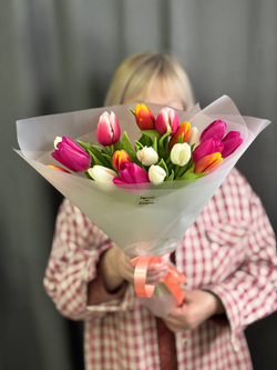 Букет из тюльпанов №13
