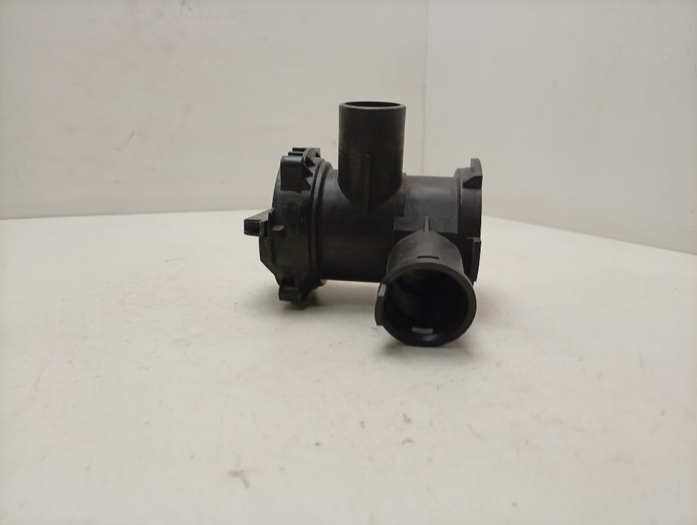 WLK24263OE/02 кт75 Улитка сливного насоса для стиральной машины Bosch б/у