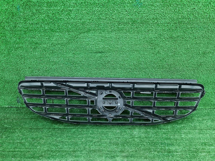 Решетка радиатора Volvo XC60 1 (2013-2017)
