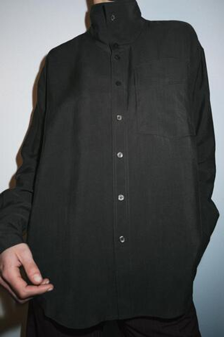 ZARA СТРУЯЩАЯСЯ РУБАШКА ОВЕРСАЙЗ — ZW COLLECTION, АНТРАЦИТОВО-СЕРЫЙ