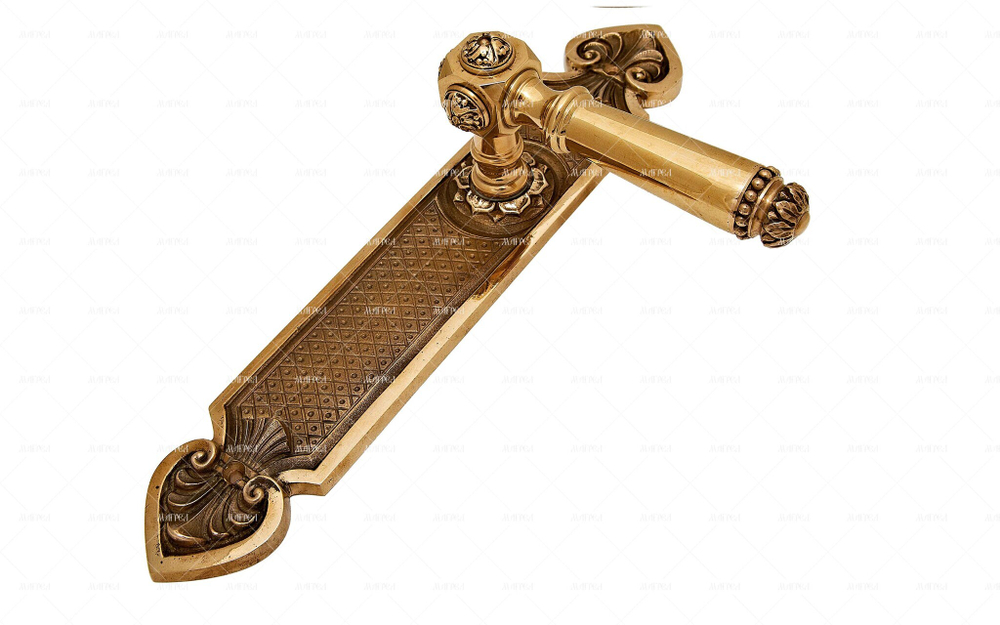 Старинная ручка на пластине для дверей заказать