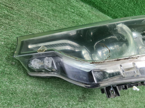 Битая Фара левая BMW 3er F30 (2015-2020) LED