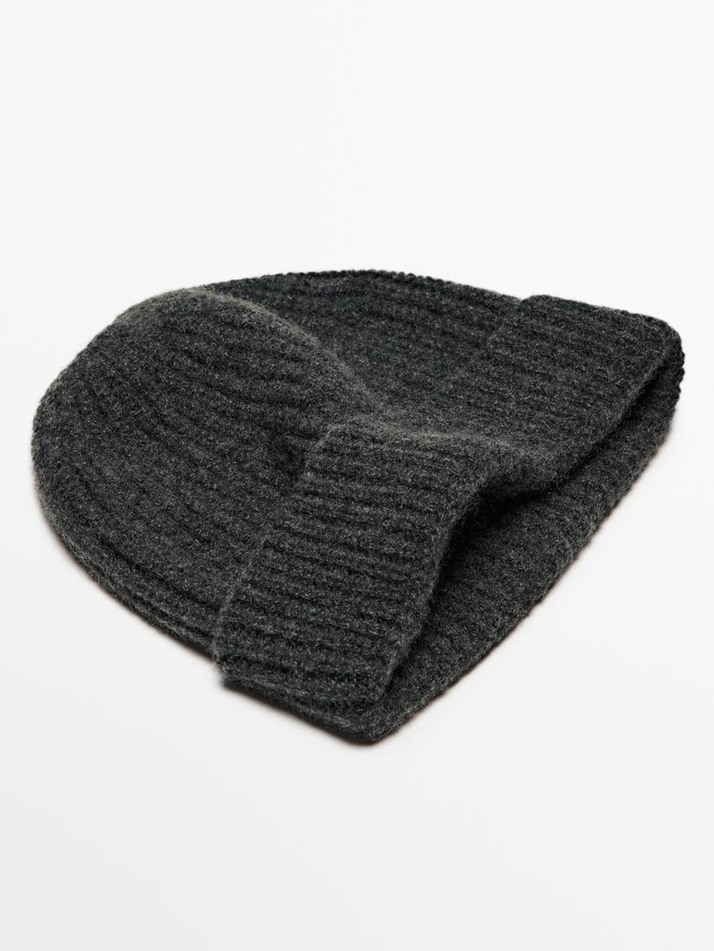 Massimo Dutti Шапка бини из 100% кашемира в рубчик, маренго