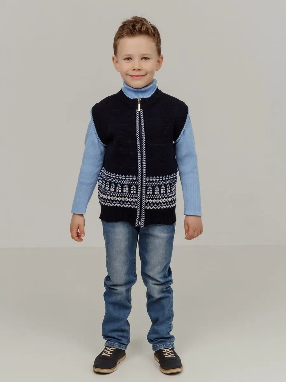 жилет вязаный