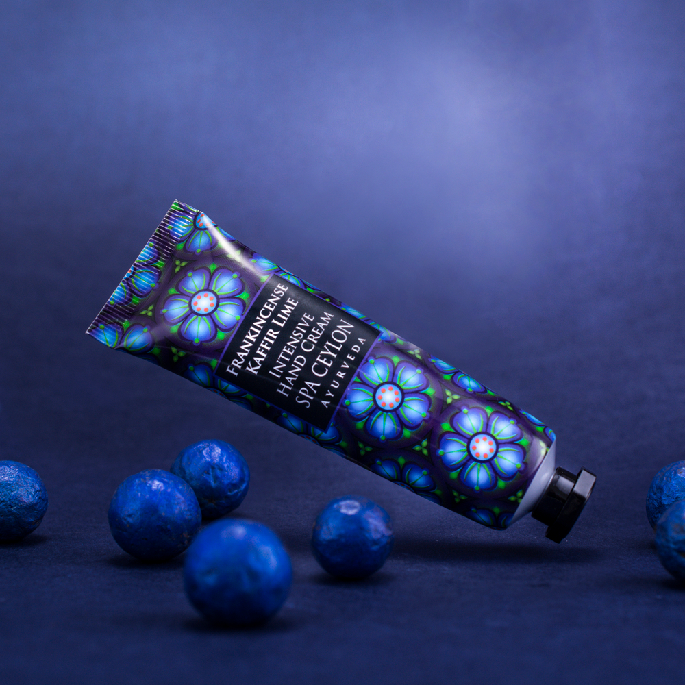 Интенсивный крем для рук "ЛАДАН И КАФФИРСКИЙ ЛАЙМ"