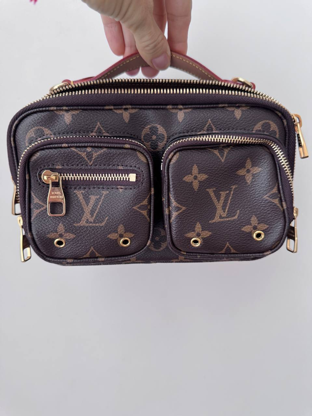 Сумка Louis Vuitton Utility Crossbody