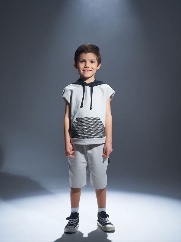 Футболка с капюшоном 