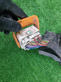 Проводка моторного отсека Geely Monjaro (21-нв)