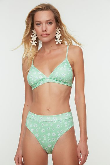 Qadın üçün çimərlik geyimi yaşıl