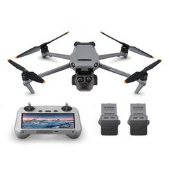 Квадрокоптер DJI Mavic 3 Pro Fly More Combo (DJI RC)