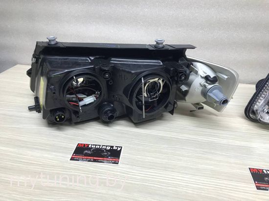 Передние фары VW Passat B5 angel eyes chrome