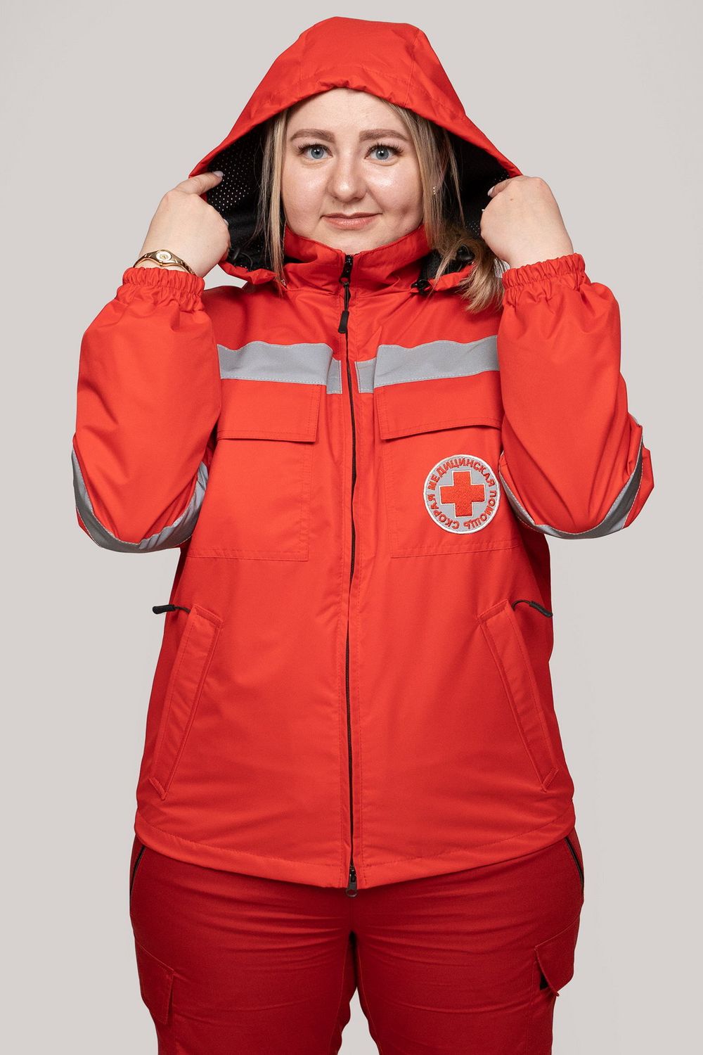 Ветровка Скорая помощь MedicLine женская цв. КРАСНЫЙ