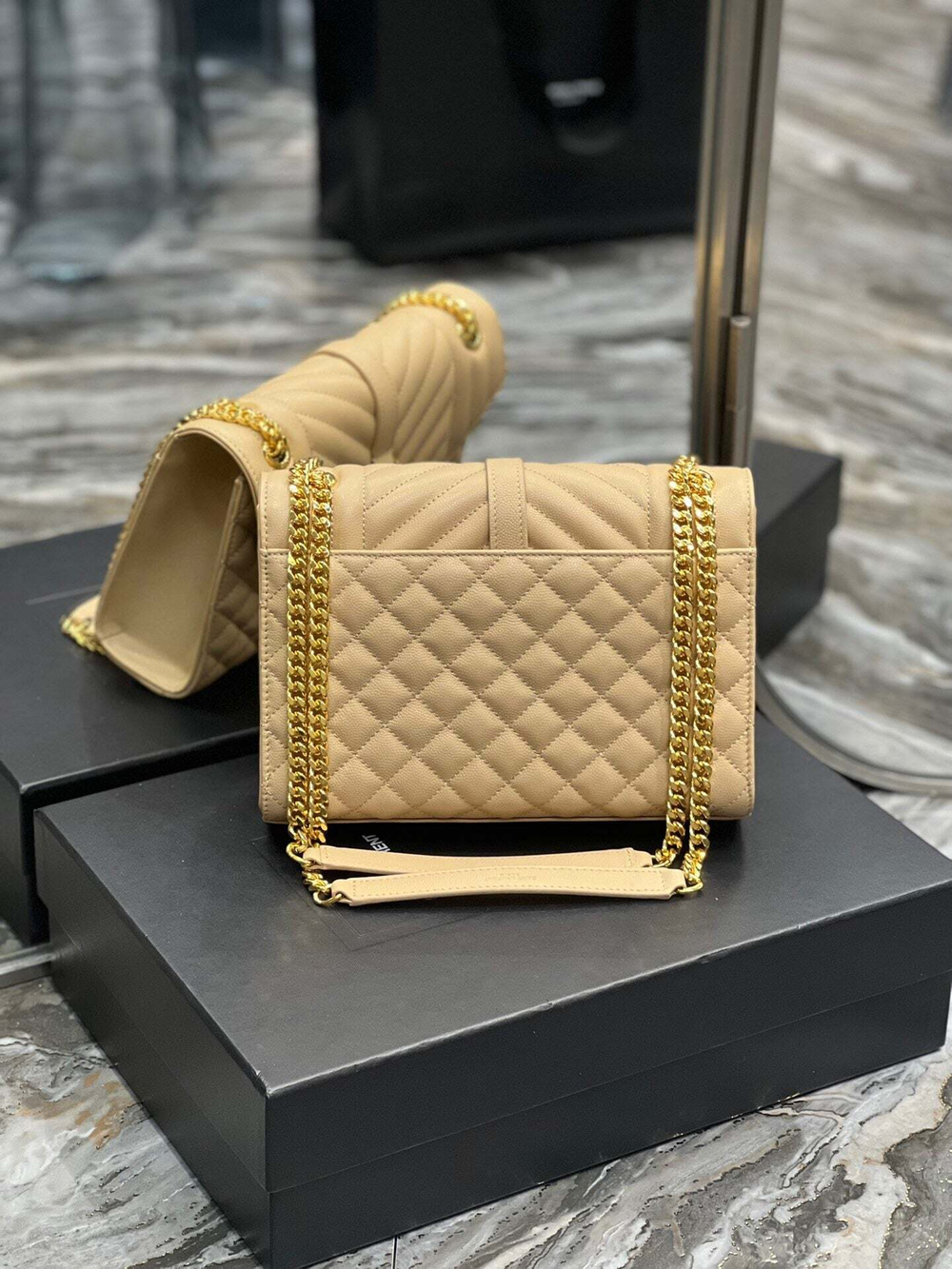 Yves Saint Laurent Envelope 24 cm
