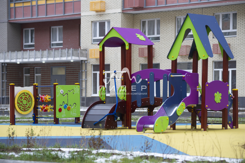 Игровой комплекс для детей 2-4 года для уличной площадки