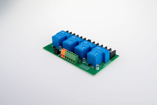 Релейный модуль 4-канала 5В 30А с опторазвязкой