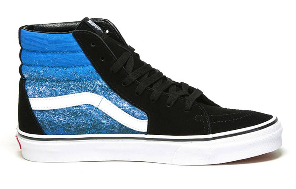 Discovery X Vans Sk8 Shark Week