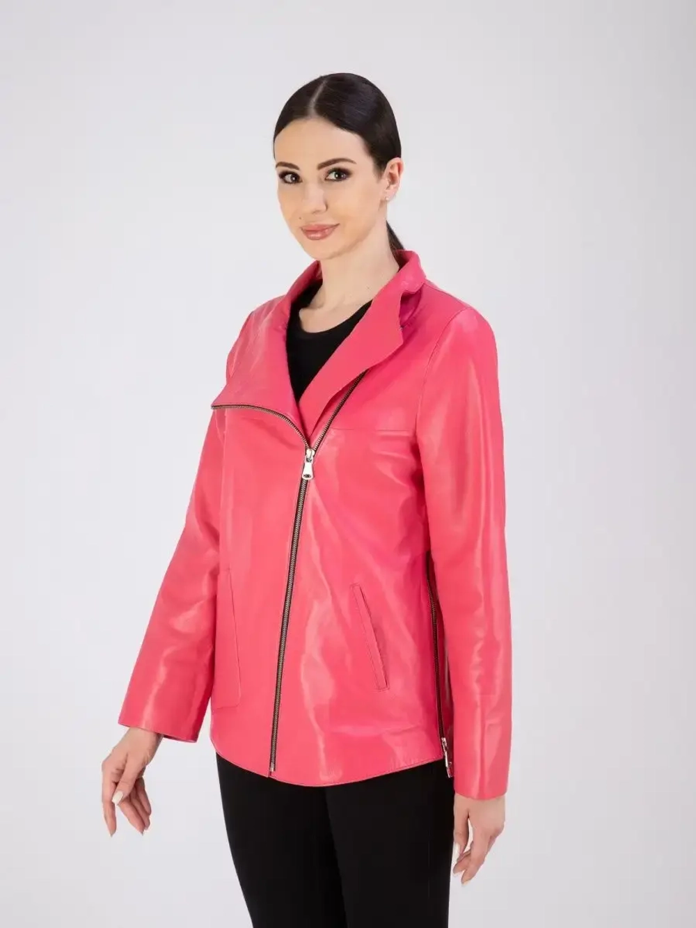 Кожаная куртка демисезонная косуха