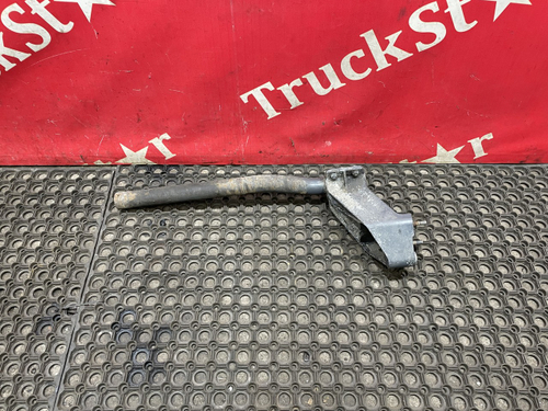 Кронштейн крыла заднего 2018г