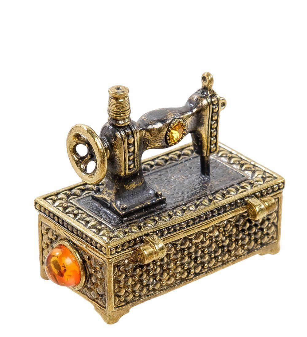 Народные промыслы AM-2203 Фигурка «Сундук-Швейная машина для иголок» (латунь, янтарь)