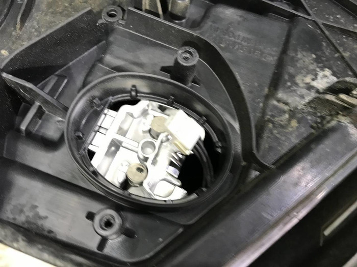Фара левая BMW 7er G11 G12 (2015-2019) LED