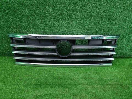 Решетка радиатора VW Touareg 3 (2018-2023)