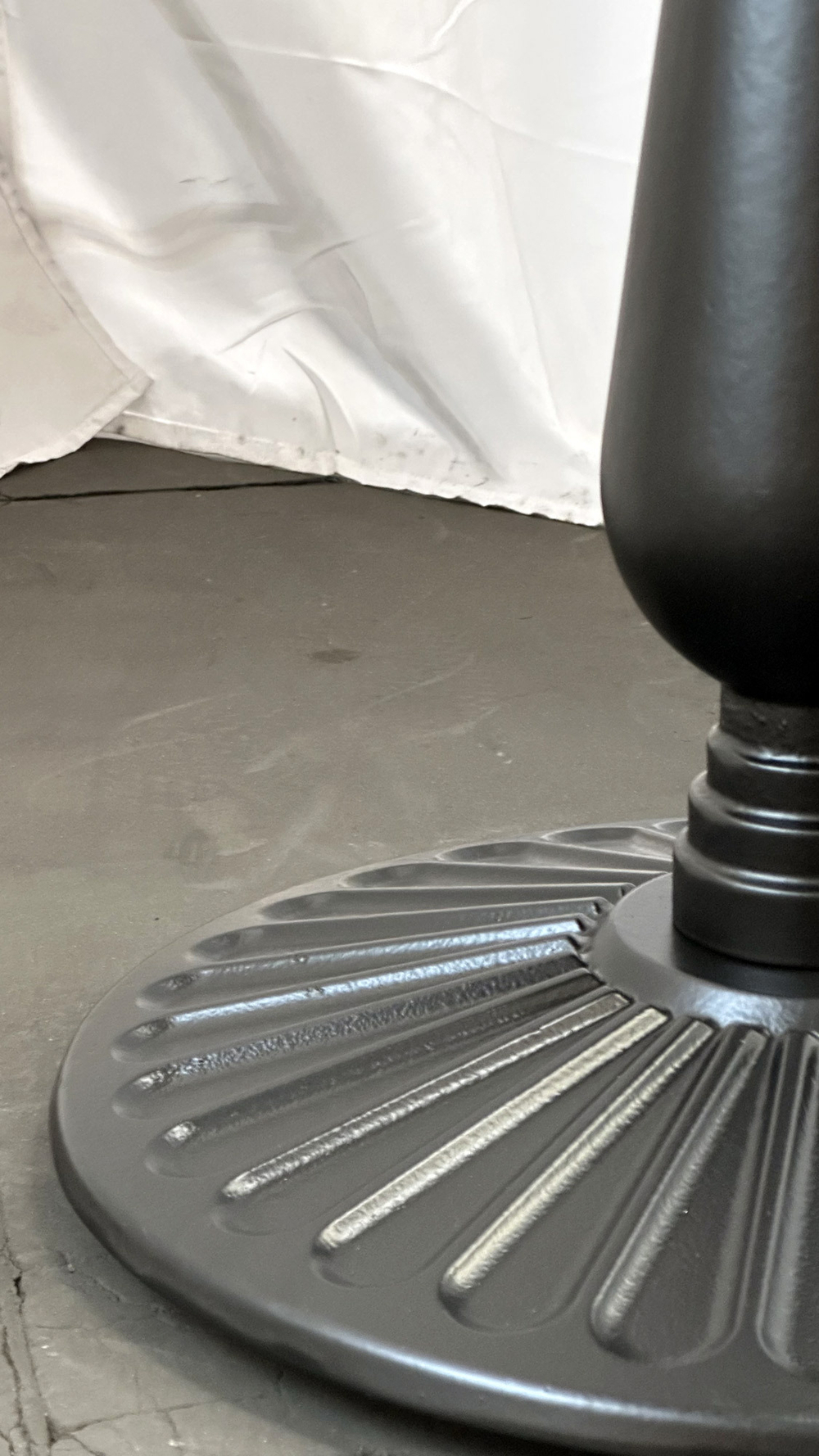 Подстолье чугунное 1024EM