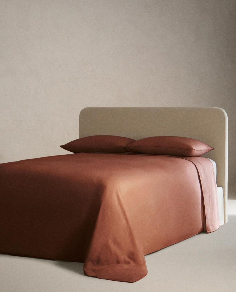 Zara Home - Простыня из постиранного льна (вес 140 гхм2), кирпичный, 210x280 см