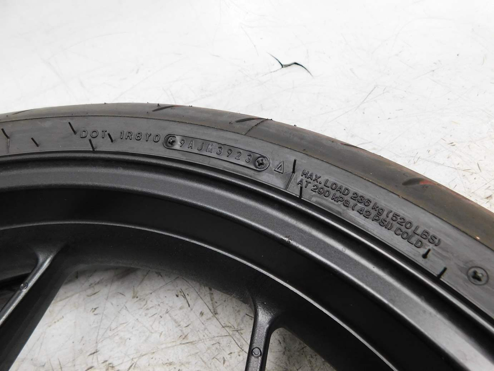 колесо переднее Honda CBR650R