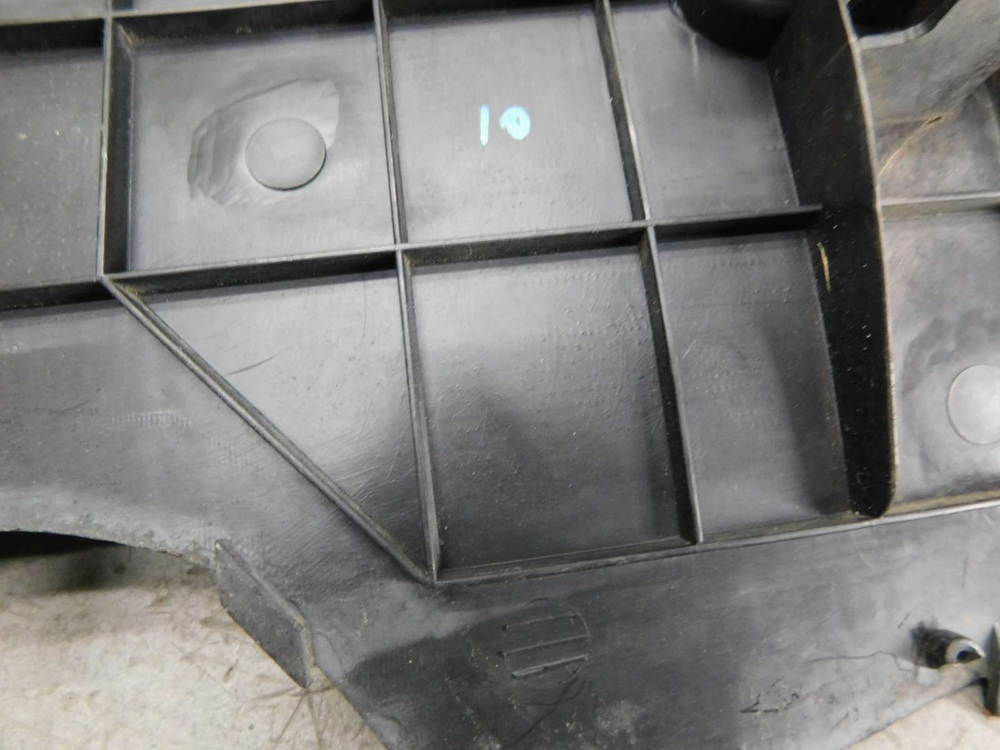 Пластик нижний Honda Dio AF27 64310-GAHA 032026