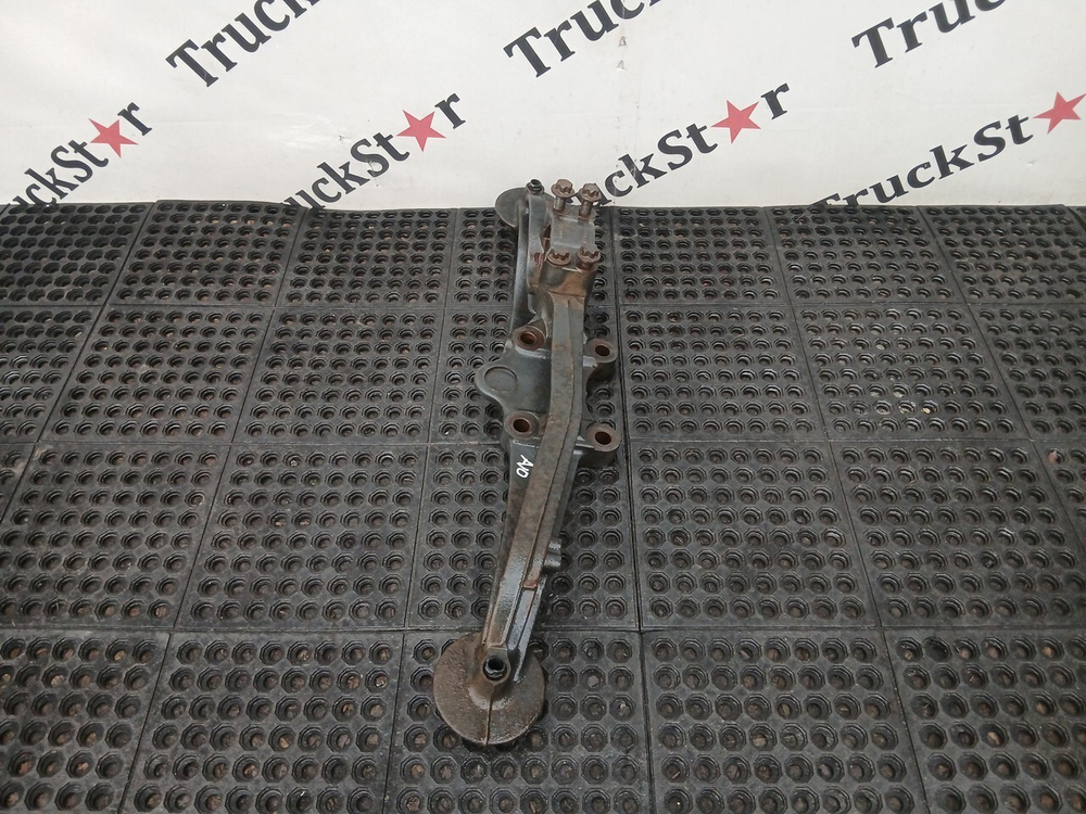 Кронштейн пневморессоры левый 2019г.