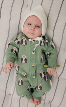 Чепчик вязанный экрю