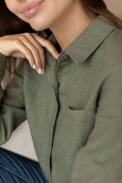 Рубашка изо льна оливкового цвета