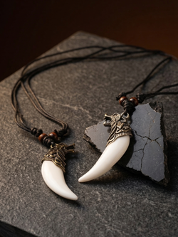 Амулет подвеска оберег Волчий Клык Зуб Волка талисман на шею