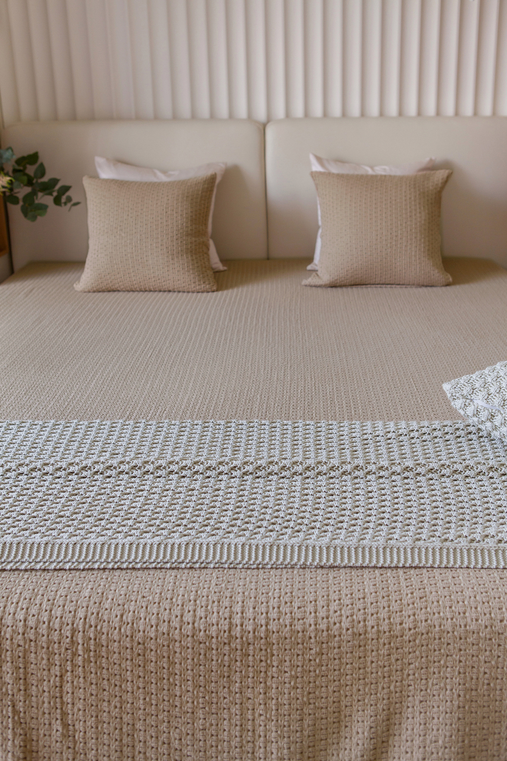 Покрывало 150x220 Luxberry Vegan бежевое