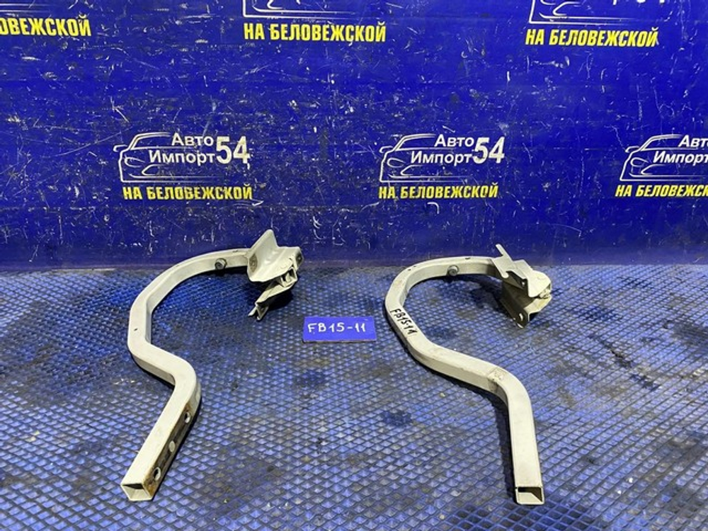 Петля багажника NISSAN SUNNY 2000