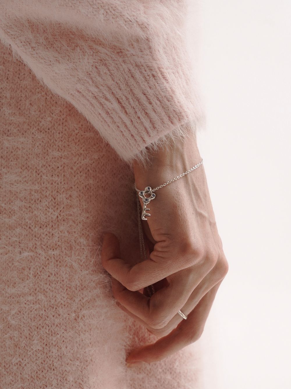 Подвеска Ключик на шнурке