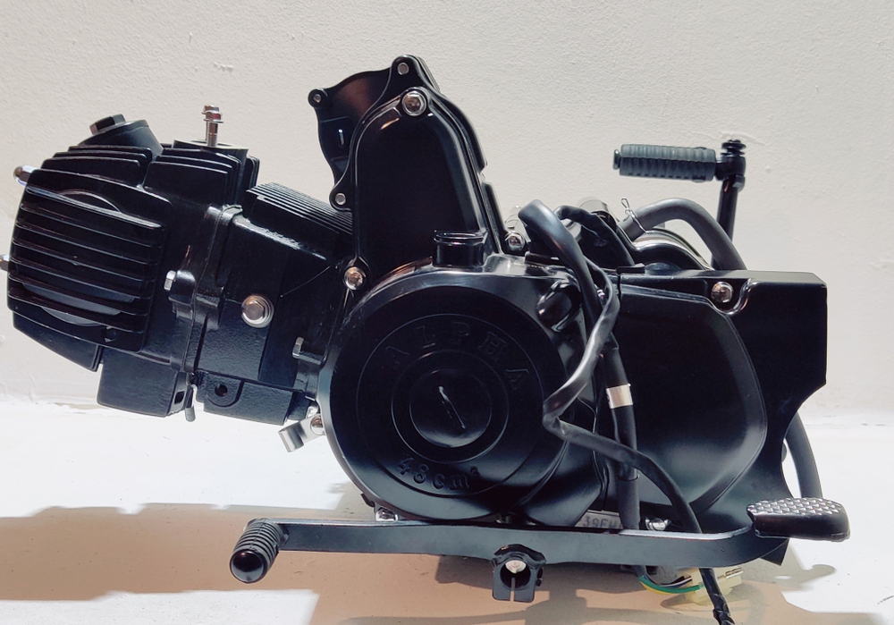 Двигатель 50/110 4-х такт. 4 скорости мопед ALPHA VR