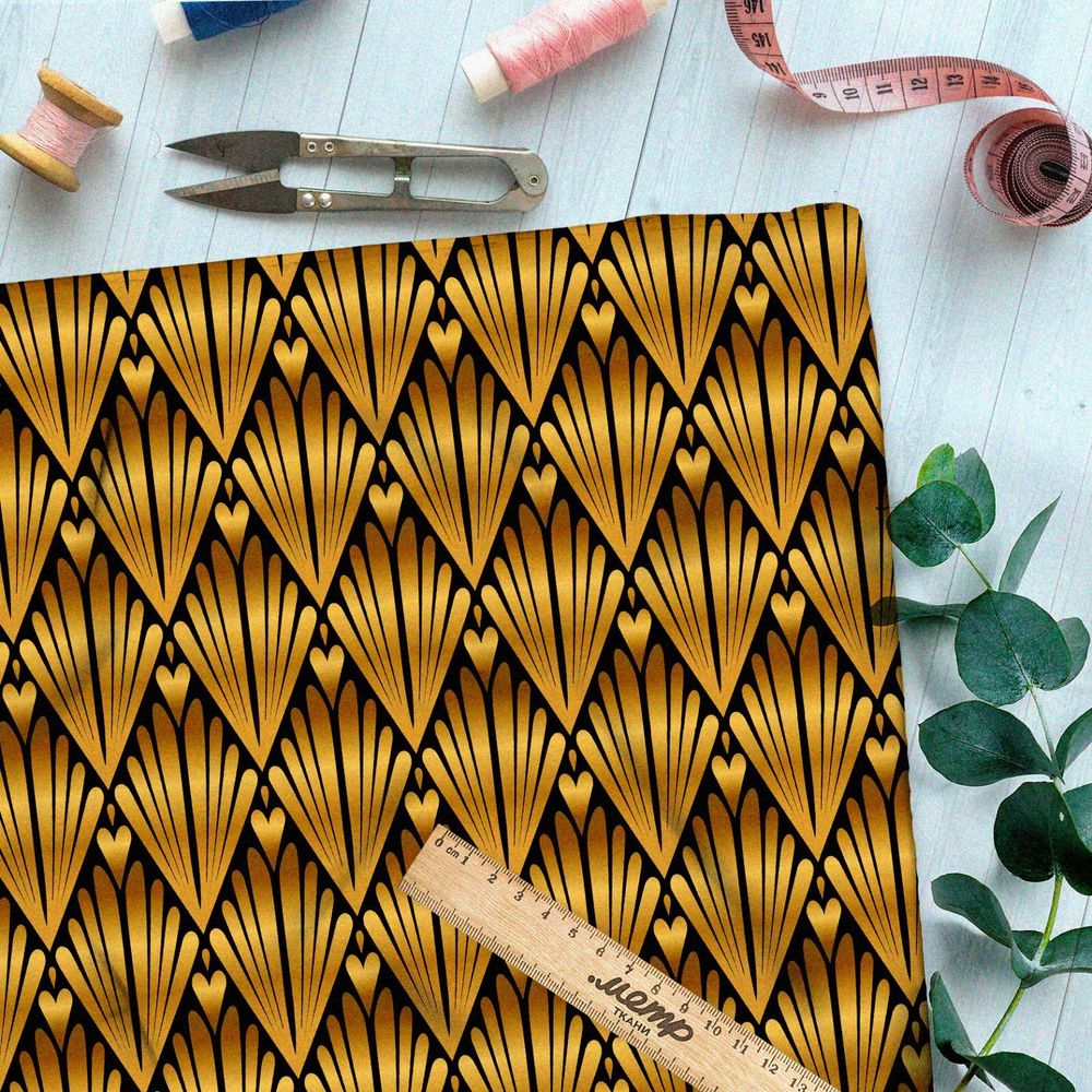 Ткань блэкаут крупный золотой узор в виде ракушки