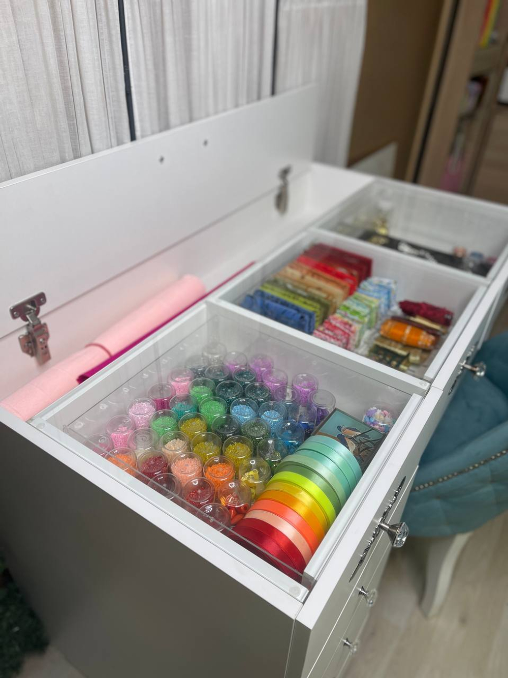 Стол со стеклом х3 (НА ЗАКАЗ)