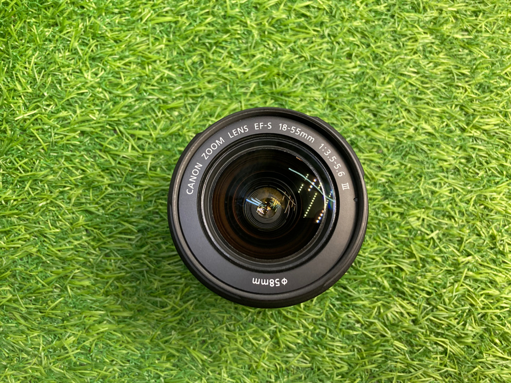 Canon 600D kit 18-55mm 3.5-5.6 III (15.700 кадров)