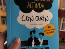 Eyni ulduzun altında