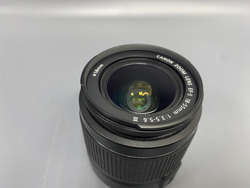 Canon 2000D Kit 18-55mm 890 кадров