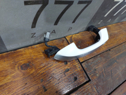 Ручка двери наружная левая Kia Stinger (CK) 17-нв Б/У Оригинал 82651J5200