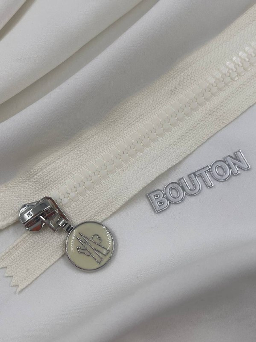 Молния Монкл. тракторная Айвори (молочная)