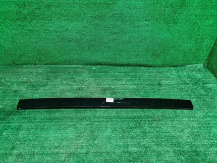 Накладка крышки багажника RR Vogue 3 L322 (05-12)